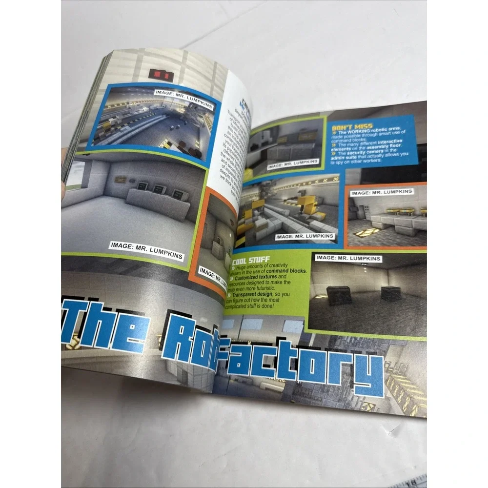 Minecraft Mega Builds‎ Scholastic book 2022, Trade Paperback) 143 Pages